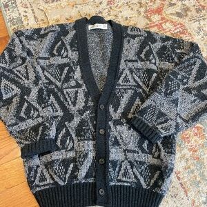 Jantzen Black and Gray Geometric Cardigan